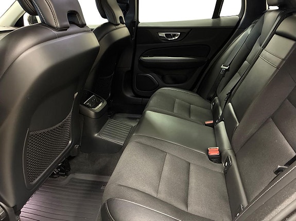 Volvo V60 6 of 17