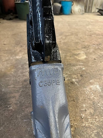 Tjälkrok med tandad kniv 7 of 8