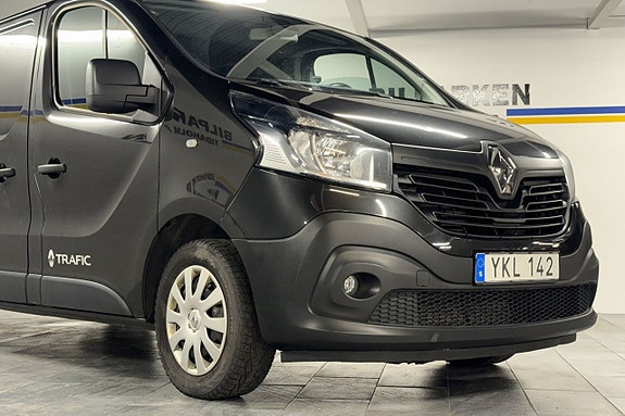 Renault Trafic 4 of 14