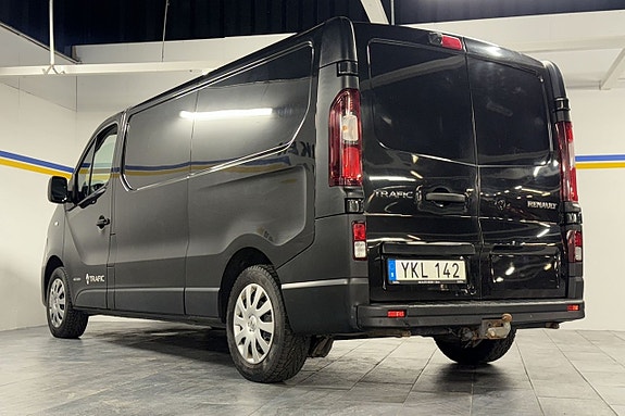 Renault Trafic 7 of 14