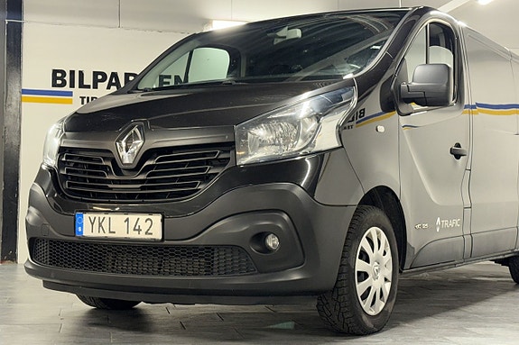 Renault Trafic 2 of 14