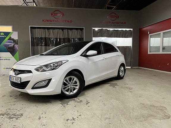 Hyundai i30 2 of 8