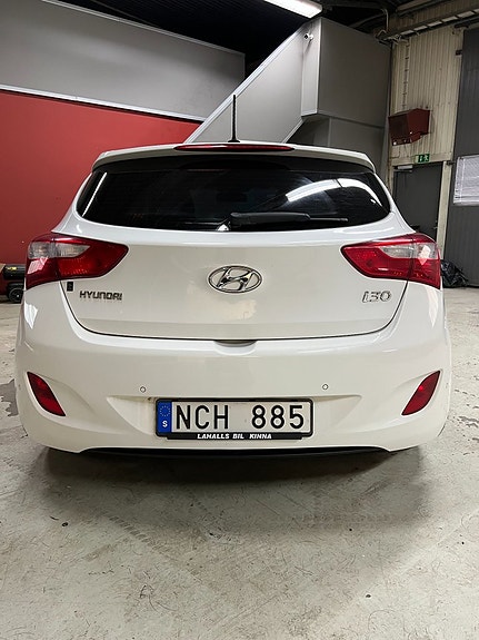 Hyundai i30 6 of 8