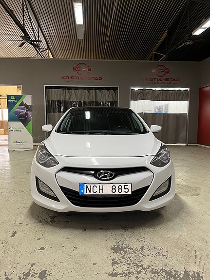 Hyundai i30 5 of 8