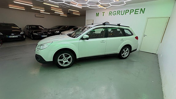 Subaru Outback 8 of 15