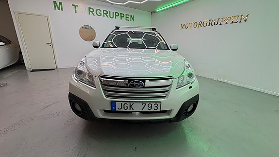 Subaru Outback 7 of 15