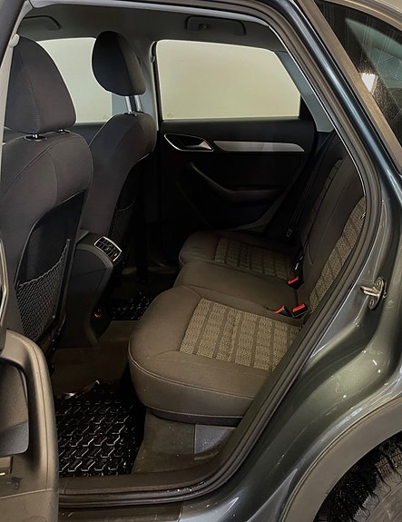 Audi Q3 10 of 17