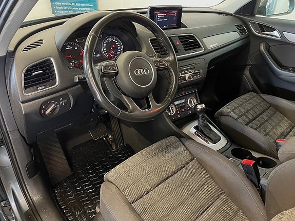 Audi Q3 6 of 17