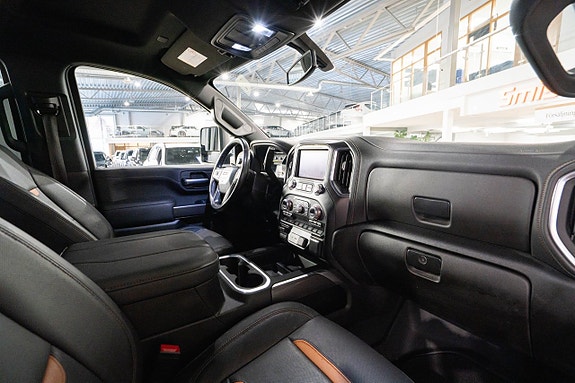 GMC Sierra 12 of 28