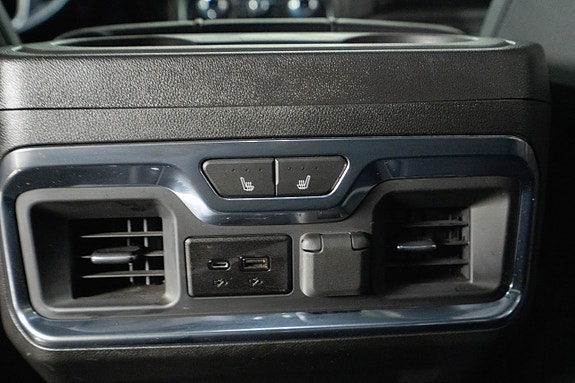 GMC Sierra 24 of 28