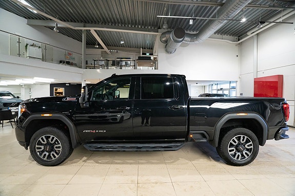 GMC Sierra 10 of 28