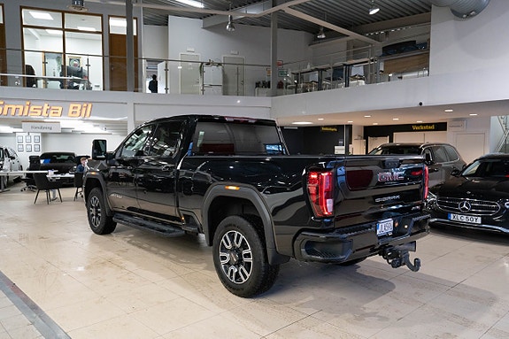GMC Sierra 9 of 28