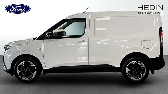 Ford E-Courier 6 of 9