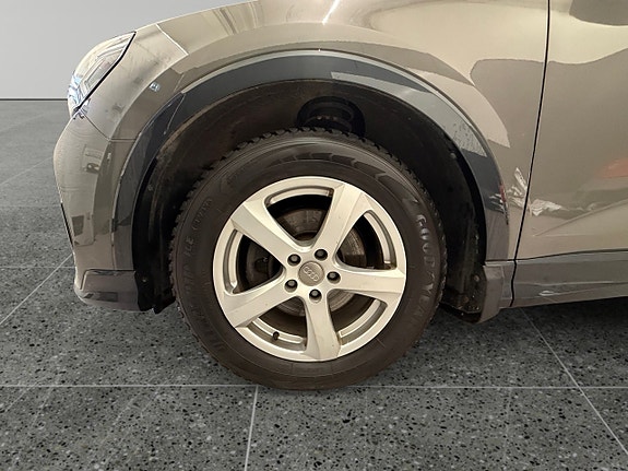 Audi Q3 16 of 19