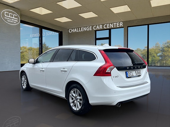 Volvo V60 5 of 21