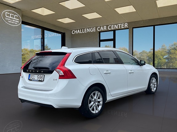 Volvo V60 6 of 21