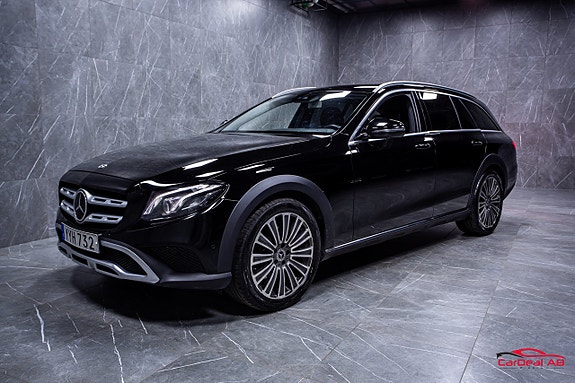 Mercedes-Benz E220 d 3 of 5