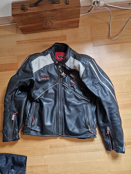 Product image 2 of 7