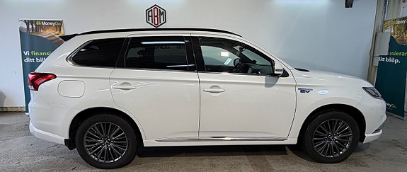 Mitsubishi Outlander 12 of 18