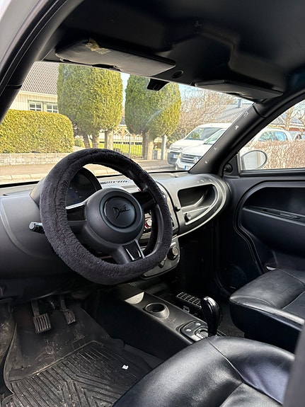 Microcar Due 6 of 6
