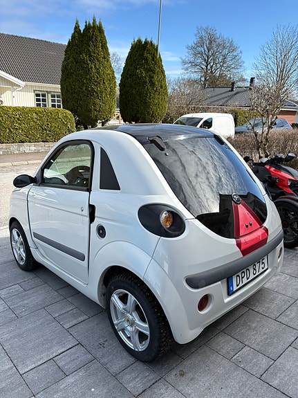 Microcar Due 3 of 6