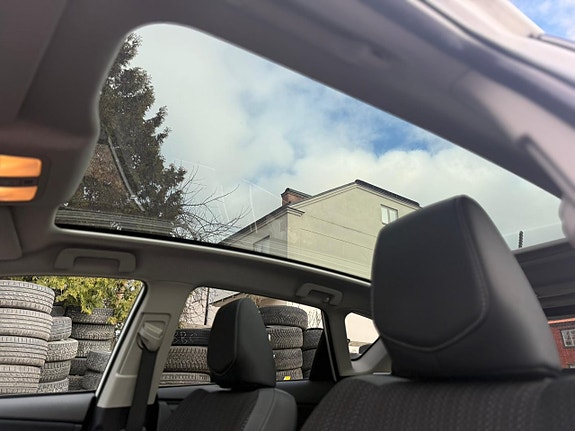 Toyota Auris 9 of 9