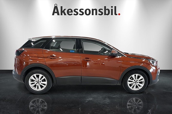 Peugeot 3008 4 of 5