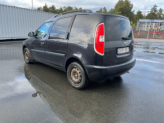 Skoda Praktik 2 of 5