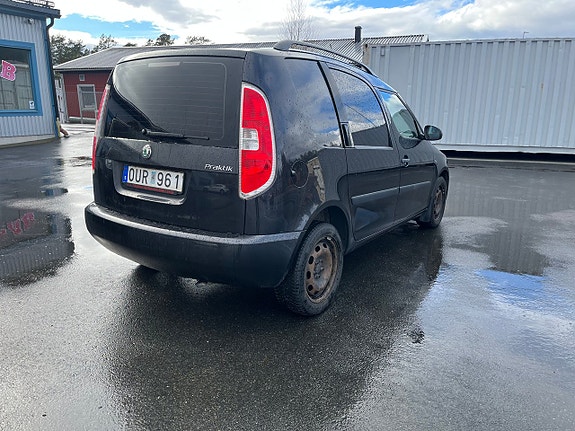 Skoda Praktik 3 of 5
