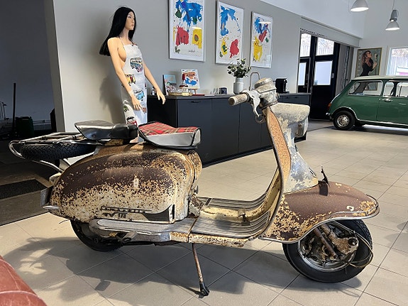 Lambretta TV 175 series 1 7 of 16