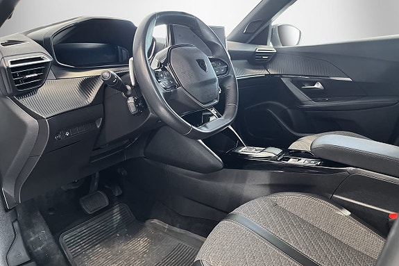 Peugeot 2008 4 of 5