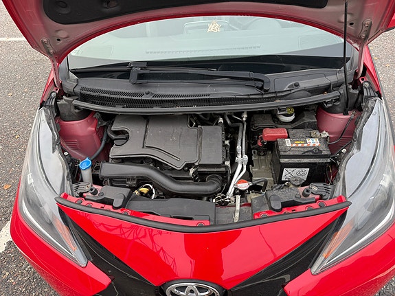 Toyota Aygo 11 of 12