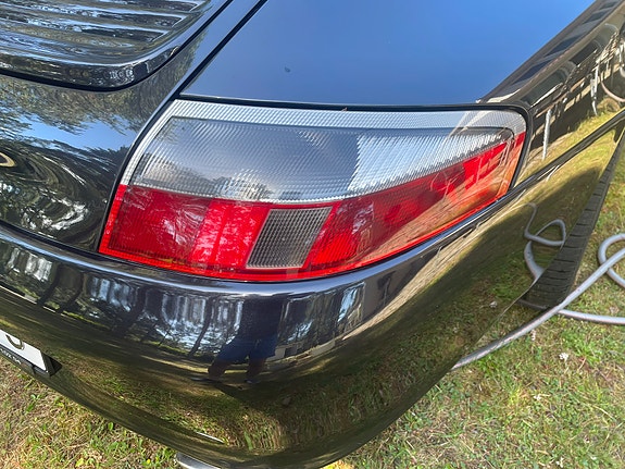 Porsche 911 Carrera 3 of 5