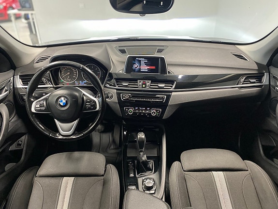 BMW X1 11 of 16