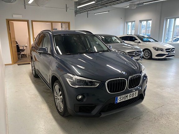 BMW X1 3 of 16