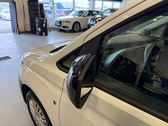 Volkswagen Caddy 11 of 26