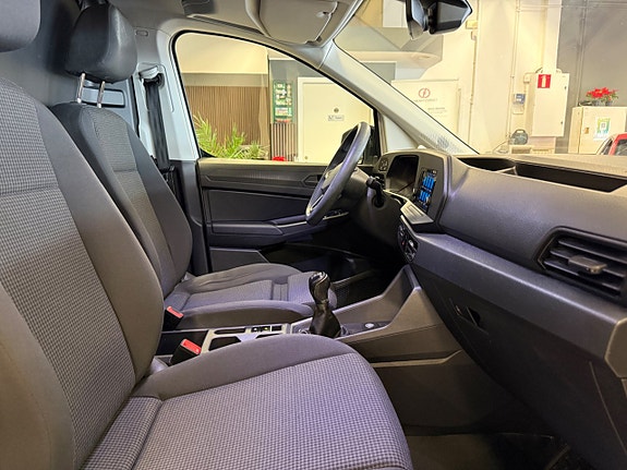 Volkswagen Caddy 26 of 26