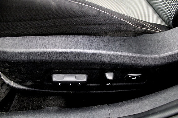 Kia Ceed 13 of 30