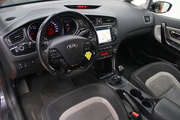 Kia Ceed 6 of 30
