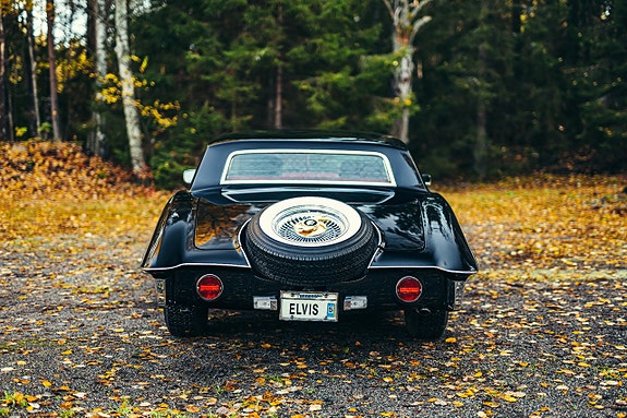 Stutz Blackhawk 13 of 30