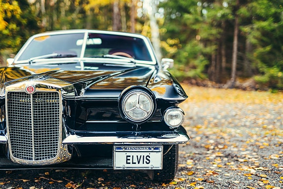 Stutz Blackhawk 11 of 30