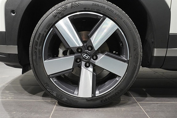 Hyundai Santa Fe 10 of 25