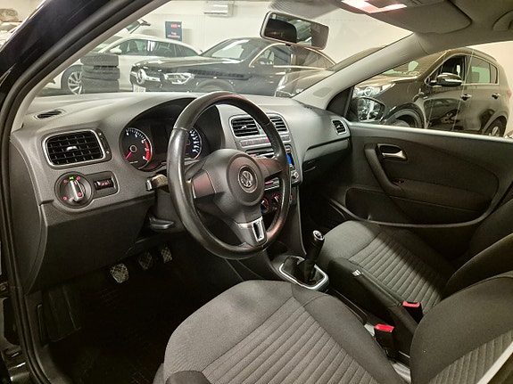 Volkswagen Polo 9 of 18
