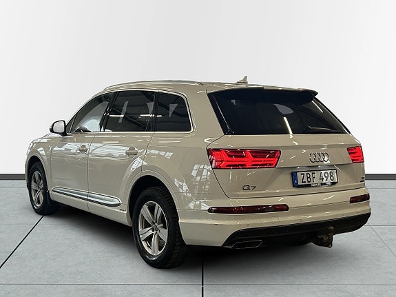 Audi Q7 5 of 5