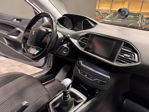 Peugeot 308 SW 4 of 12