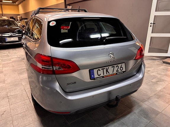 Peugeot 308 SW 3 of 12