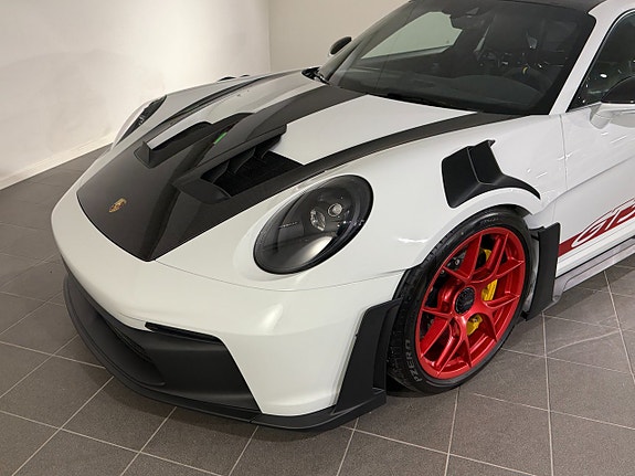 Porsche 911 GT3 RS 10 of 24
