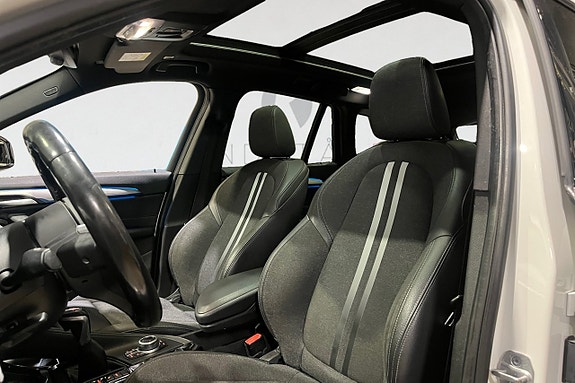 BMW X1 3 of 21