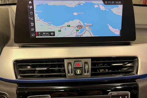 BMW X1 18 of 21