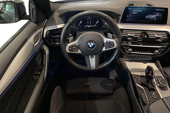 BMW 520d 9 of 18